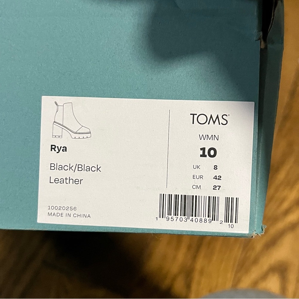 TOMS Black Heeled Ankle Boots size 10 - Picture 8 of 8